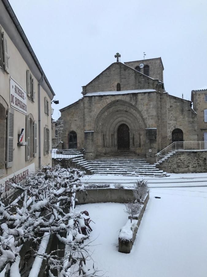 Auberge Du Ripailleur Dore-l'Eglise Ngoại thất bức ảnh